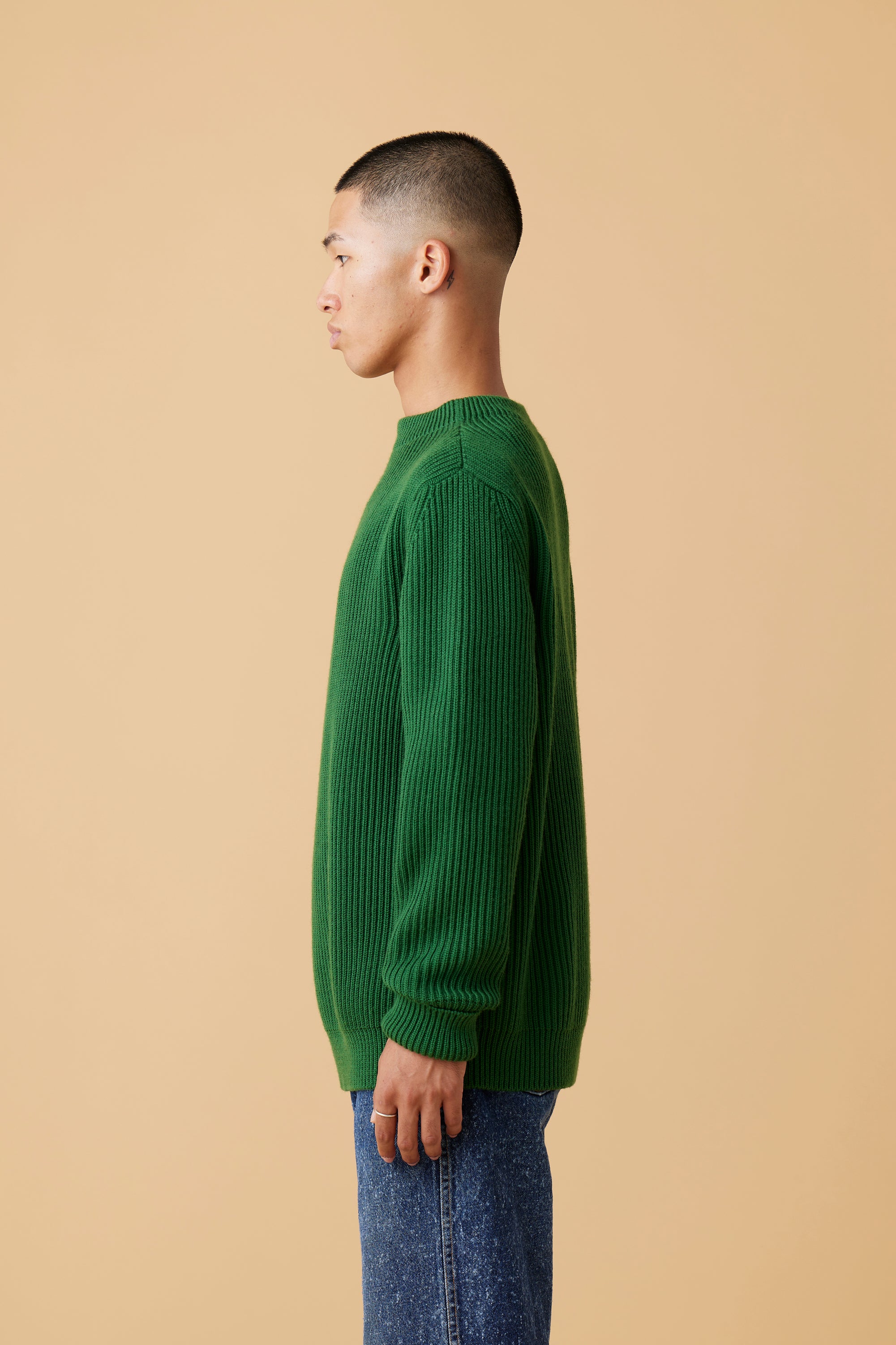 受注生産・11月前半から発送予定] Navy Crewneck - POPEYE ONLINE STORE