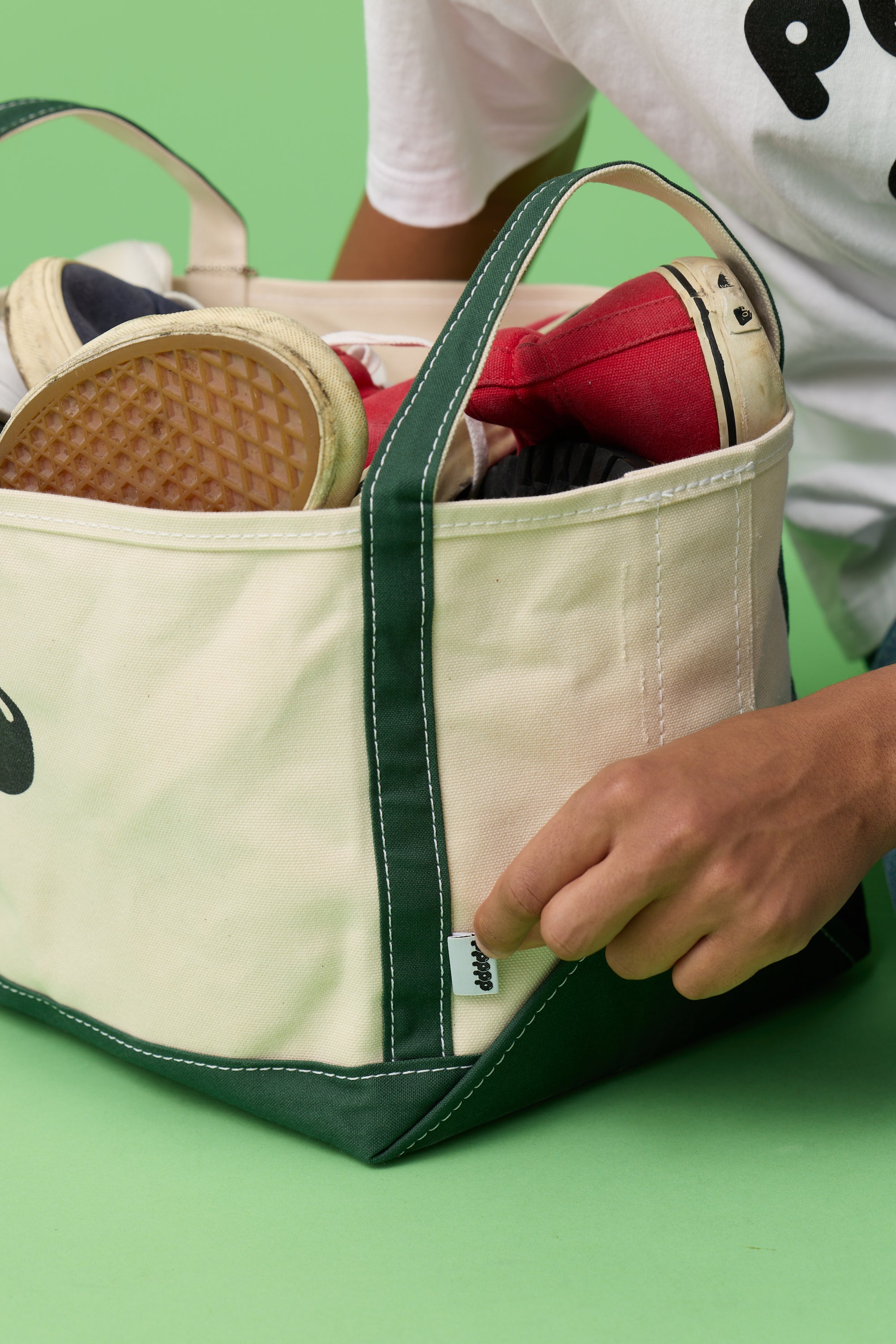 未使用　受注生産限定　ポパイ　POPEYE エンベロープバッグ 受注生産・11月中旬から発送予定] P-BOOK TOTE - POPEYE ONLINE STORE