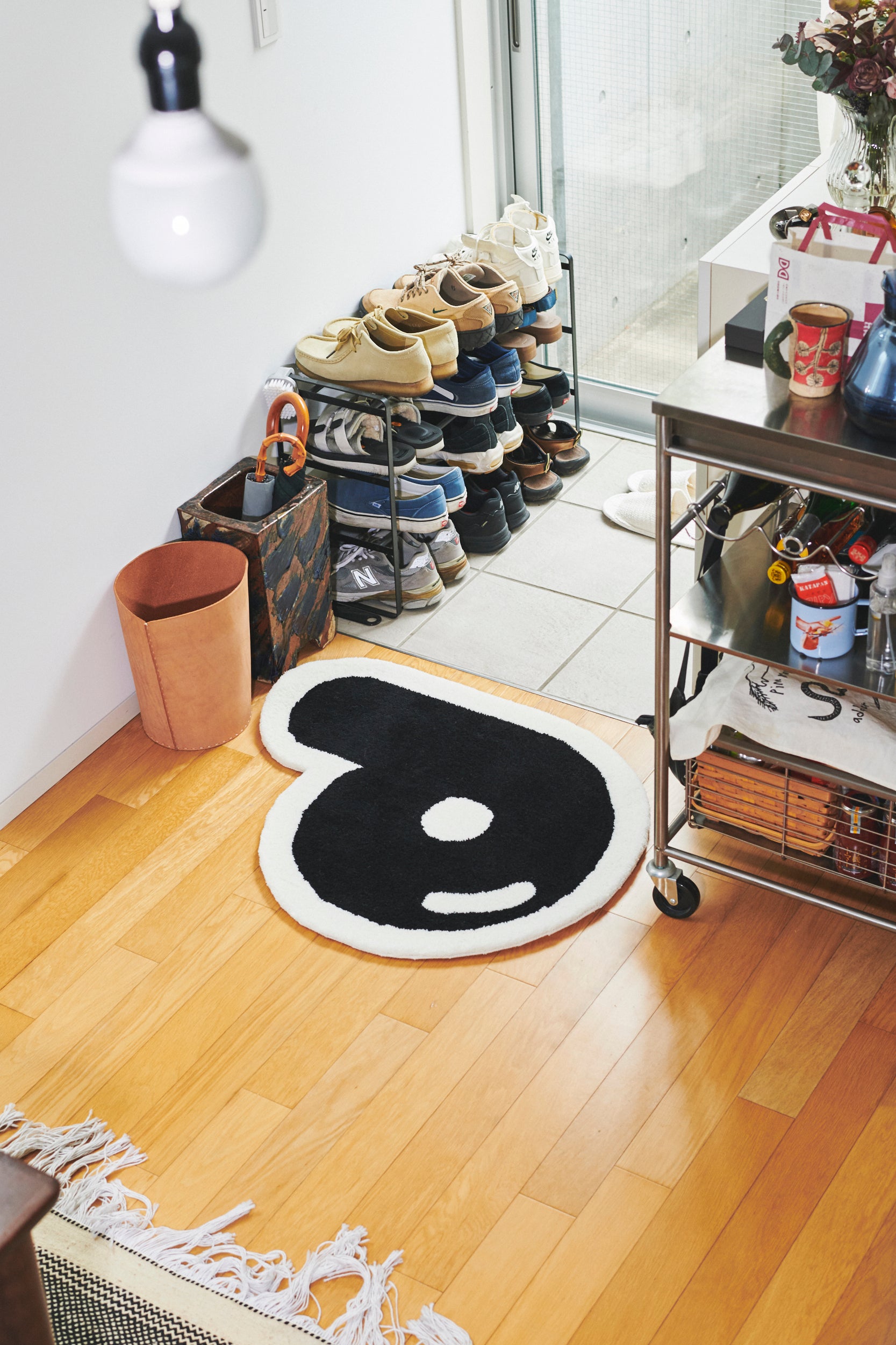 受注生産・5月末 - 6月末までに発送予定] P Rug (Basic/Black