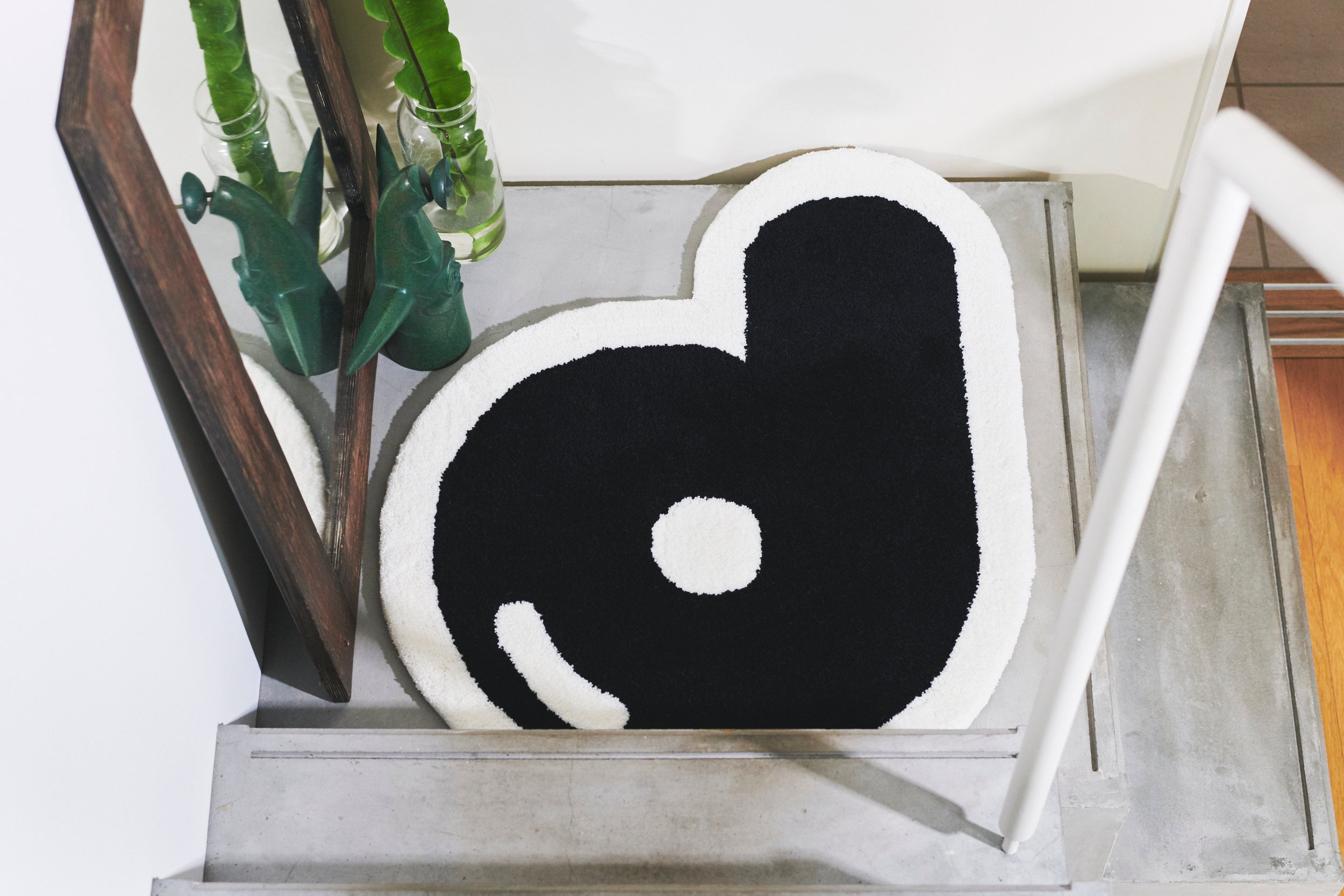 受注生産・5月末 - 6月末までに発送予定] P Rug (Basic/Black